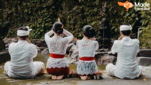 The Story Behind Traditional Balinese Dress